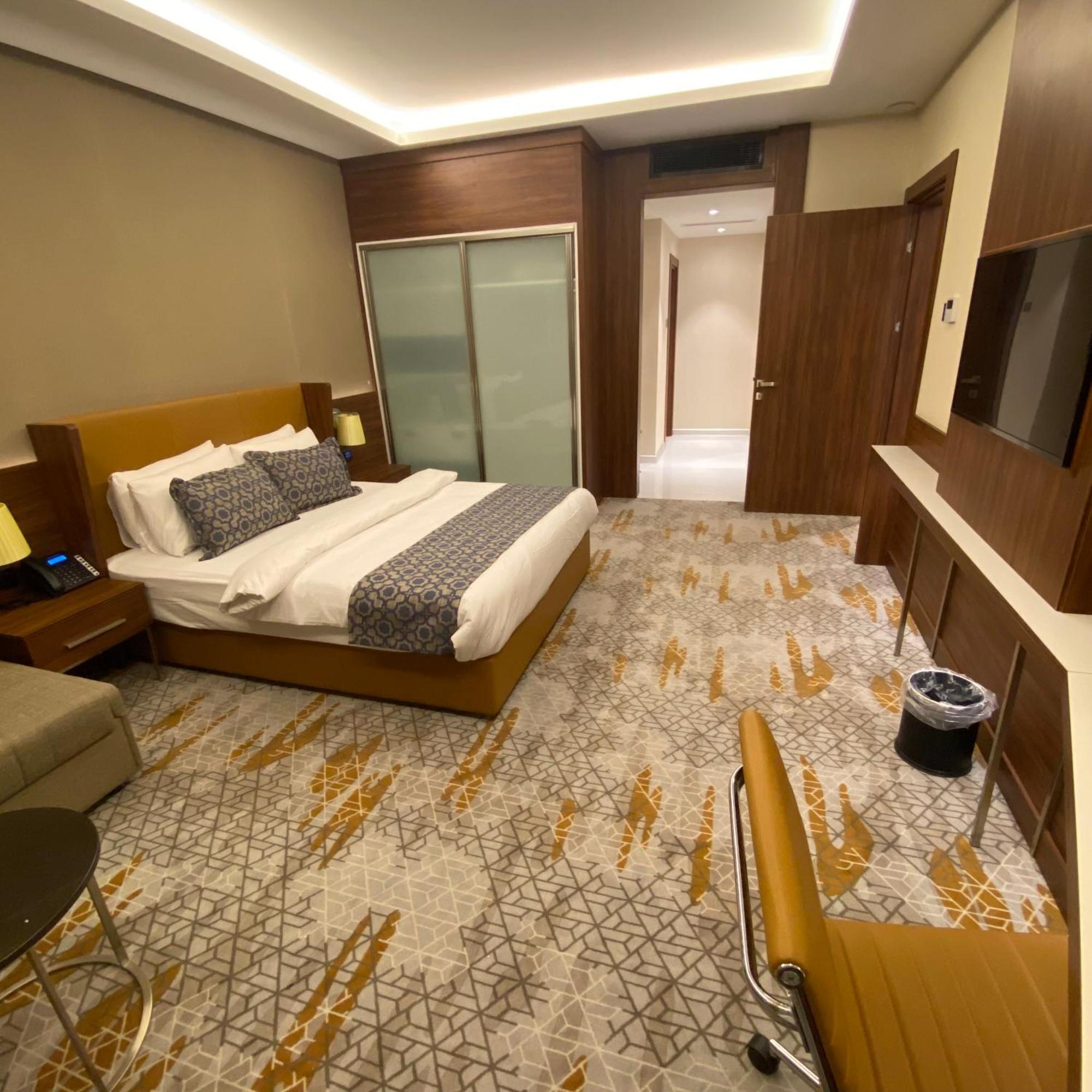 Royal Vista Hotel Ibri Luaran gambar