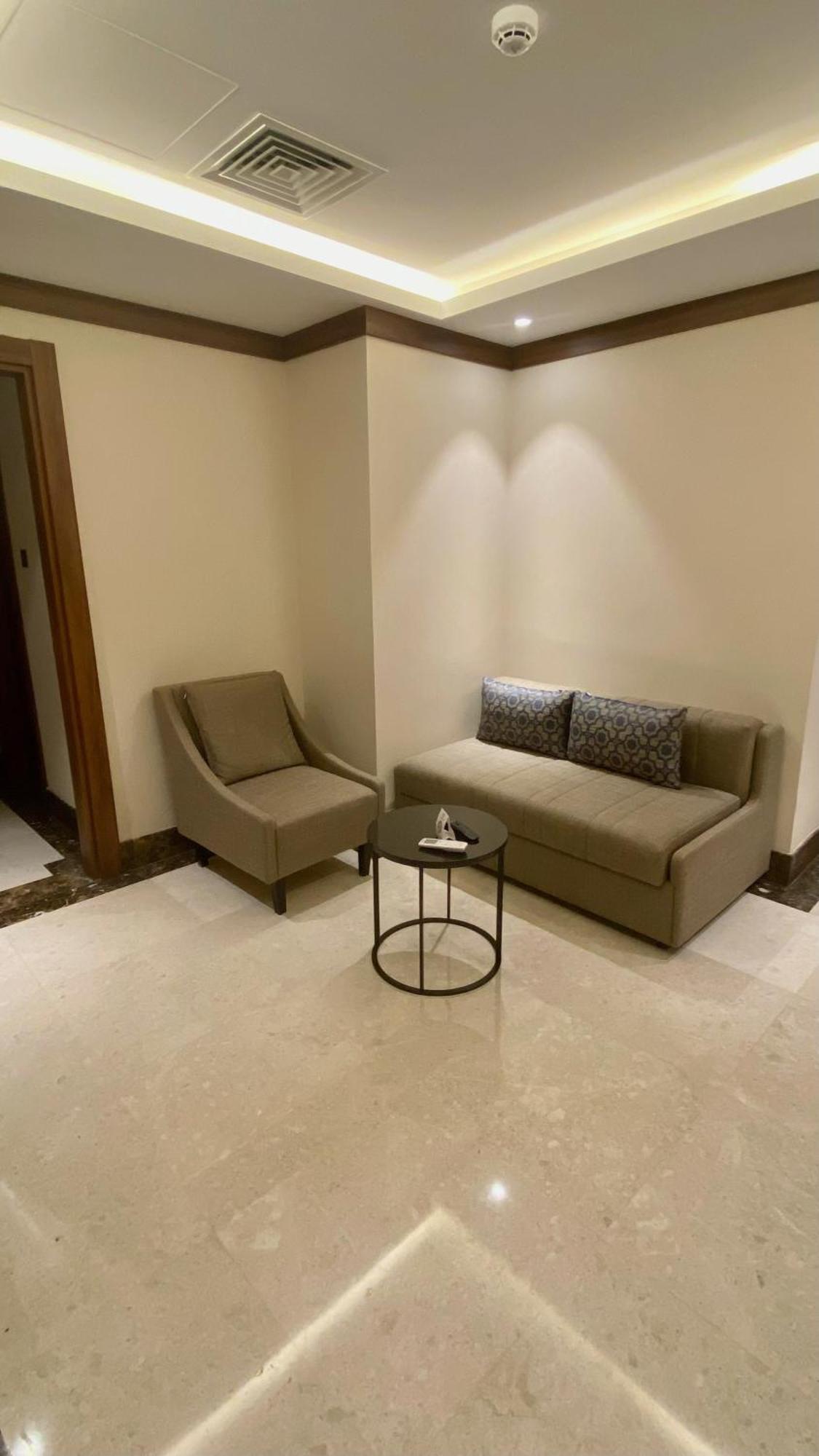 Royal Vista Hotel Ibri Luaran gambar