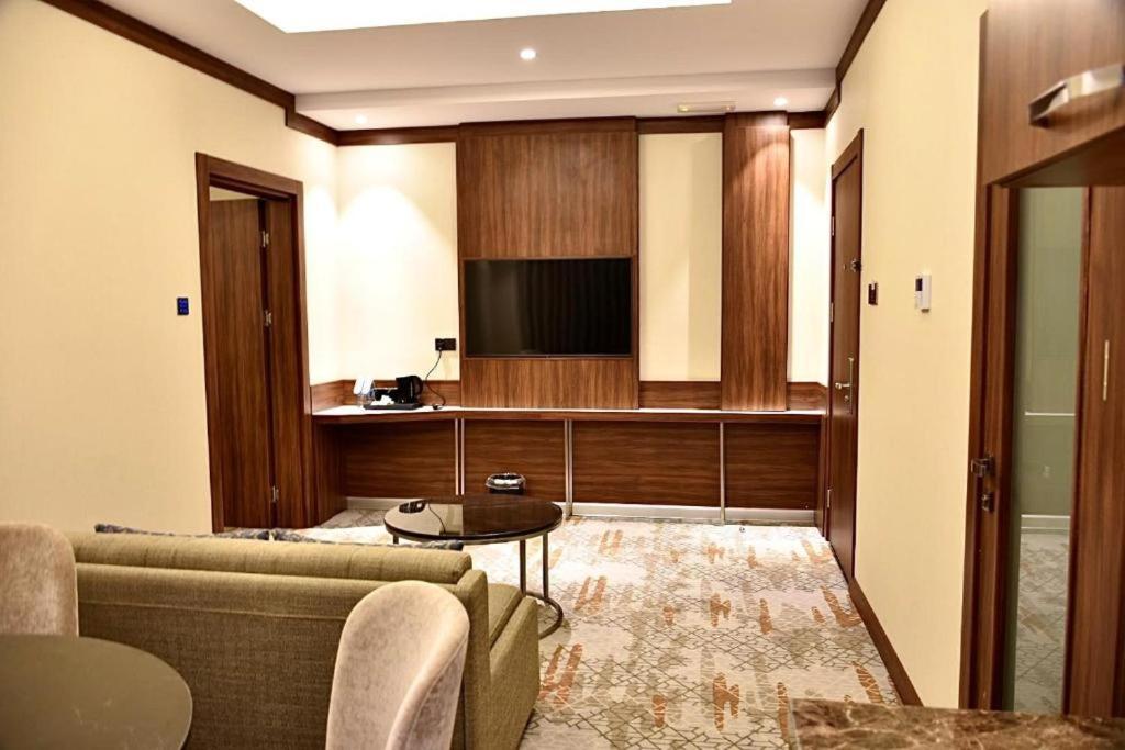 Royal Vista Hotel Ibri Luaran gambar