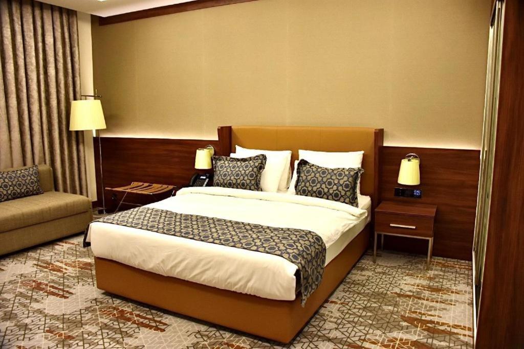 Royal Vista Hotel Ibri Luaran gambar